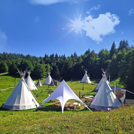 Village Tipi La Féclaz 외부 사진