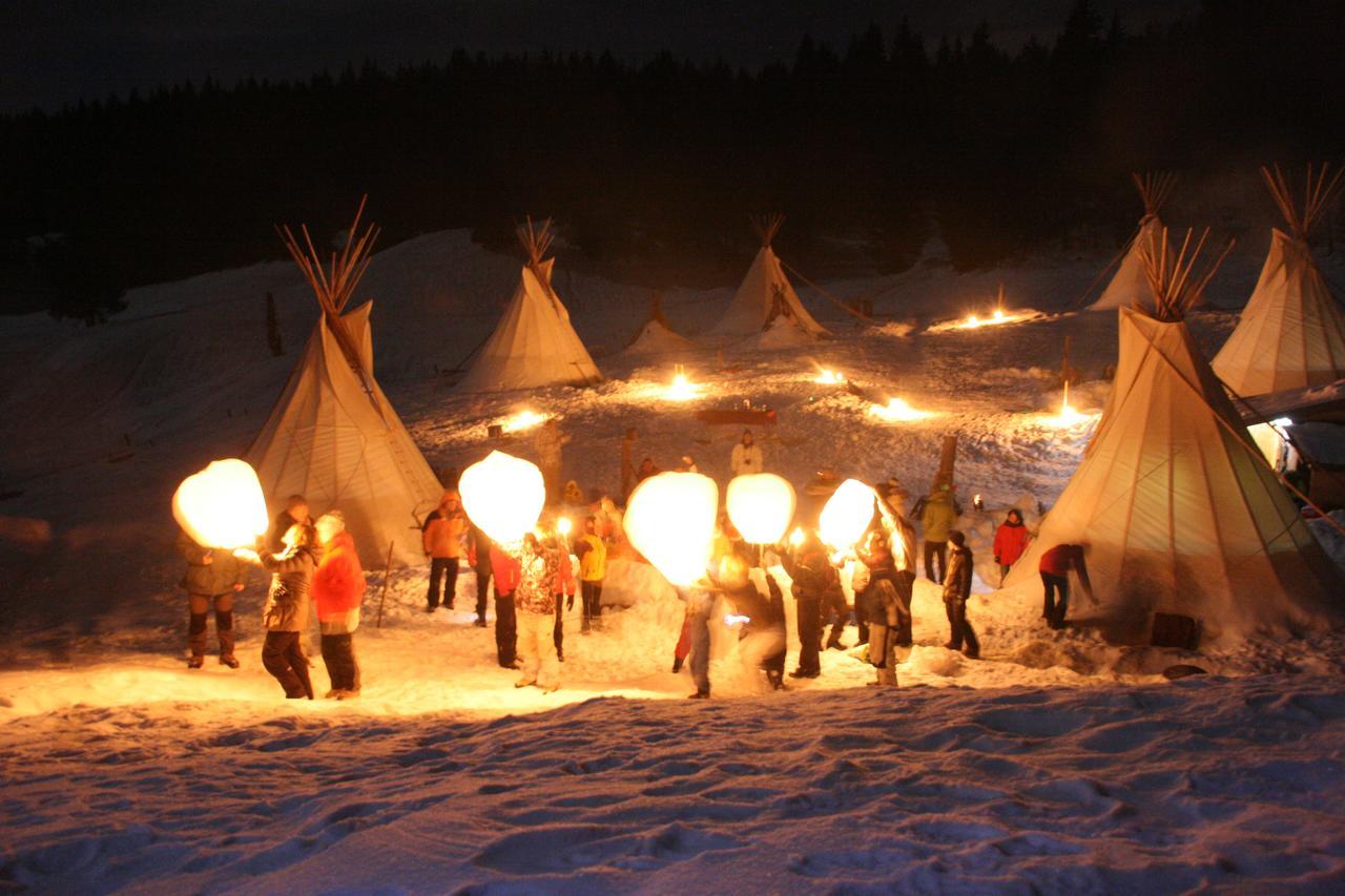 Village Tipi La Féclaz 외부 사진