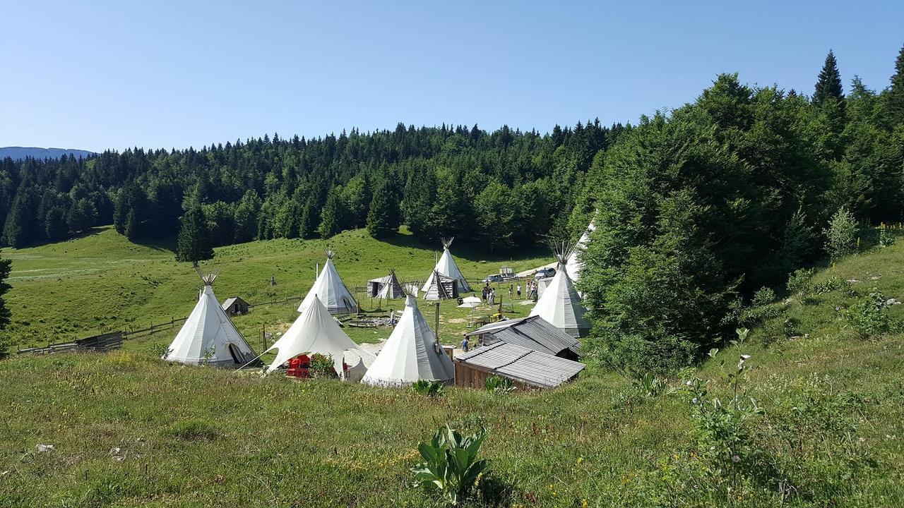 Village Tipi La Féclaz 외부 사진
